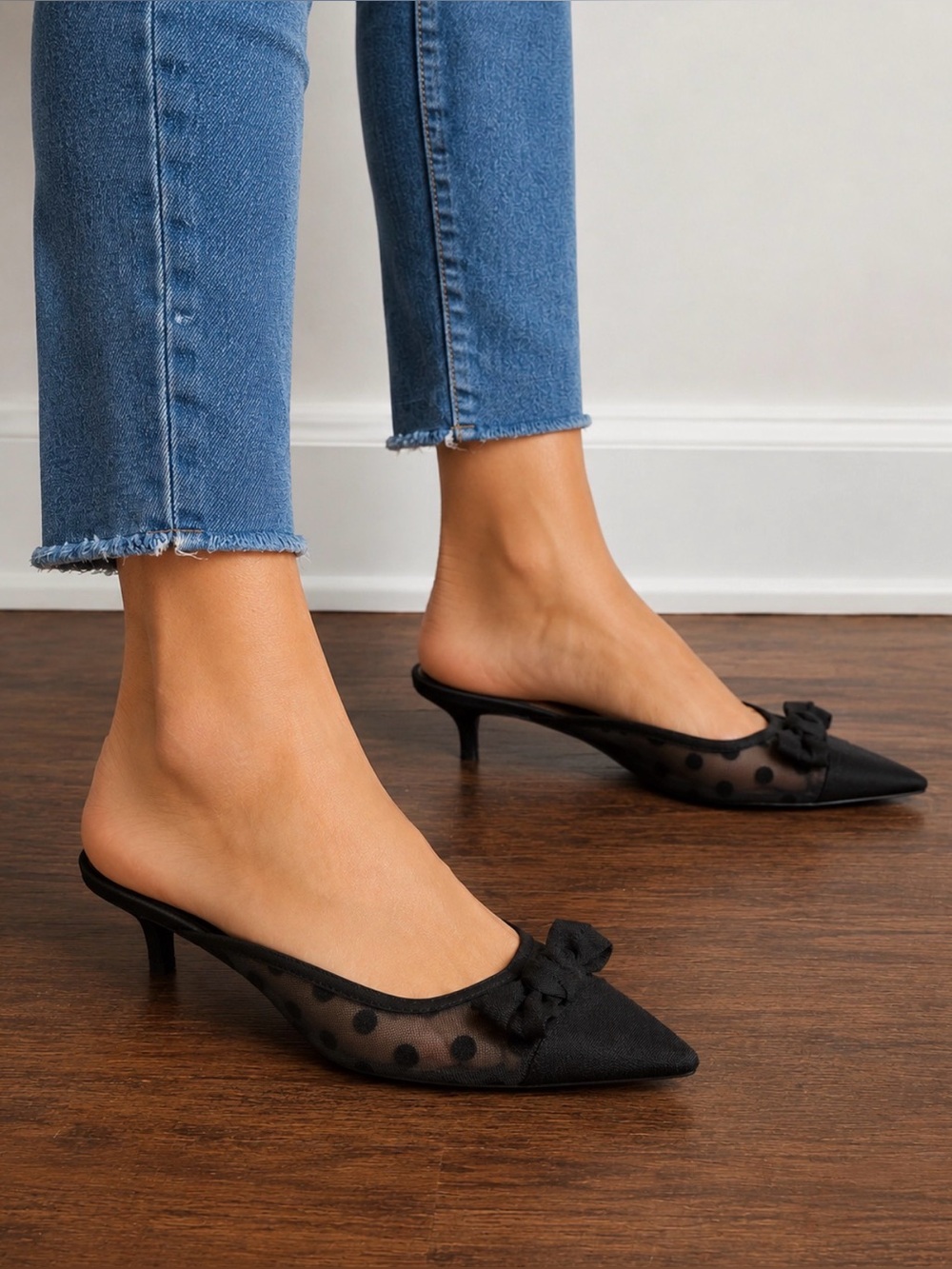 Who What Wear Black Pointed-Toe Knot Mules